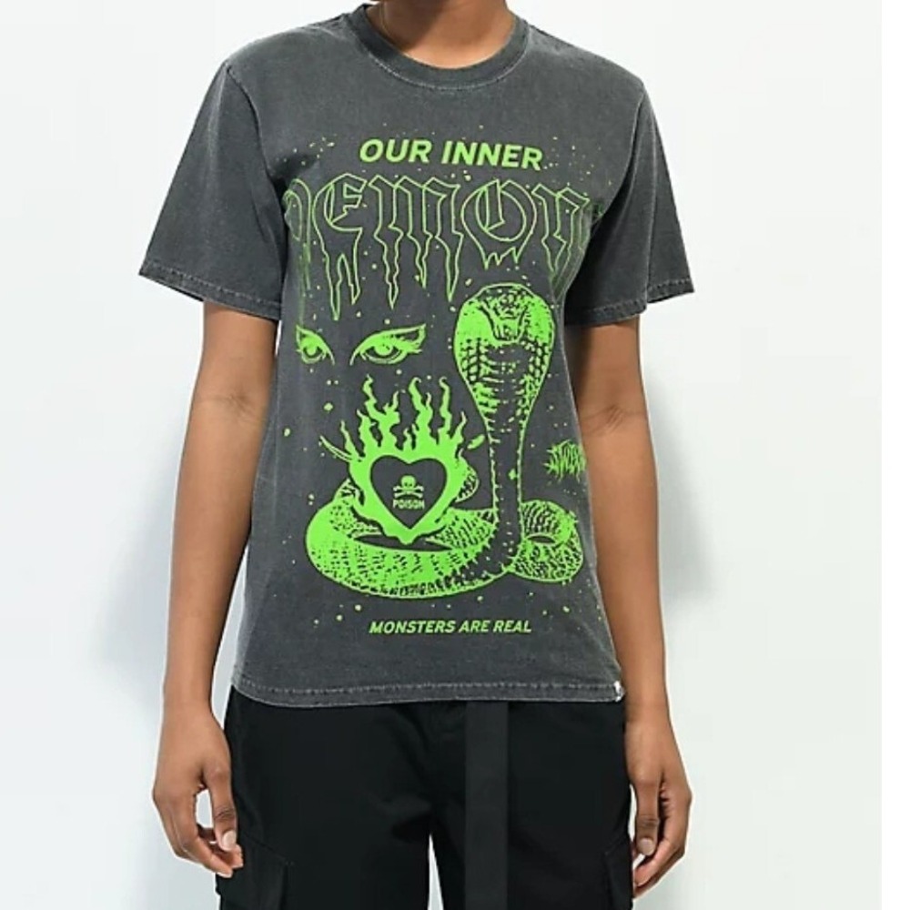 Swixxz Inner Demons Black Wash T-Shirt Size Small Boyfriend Fit